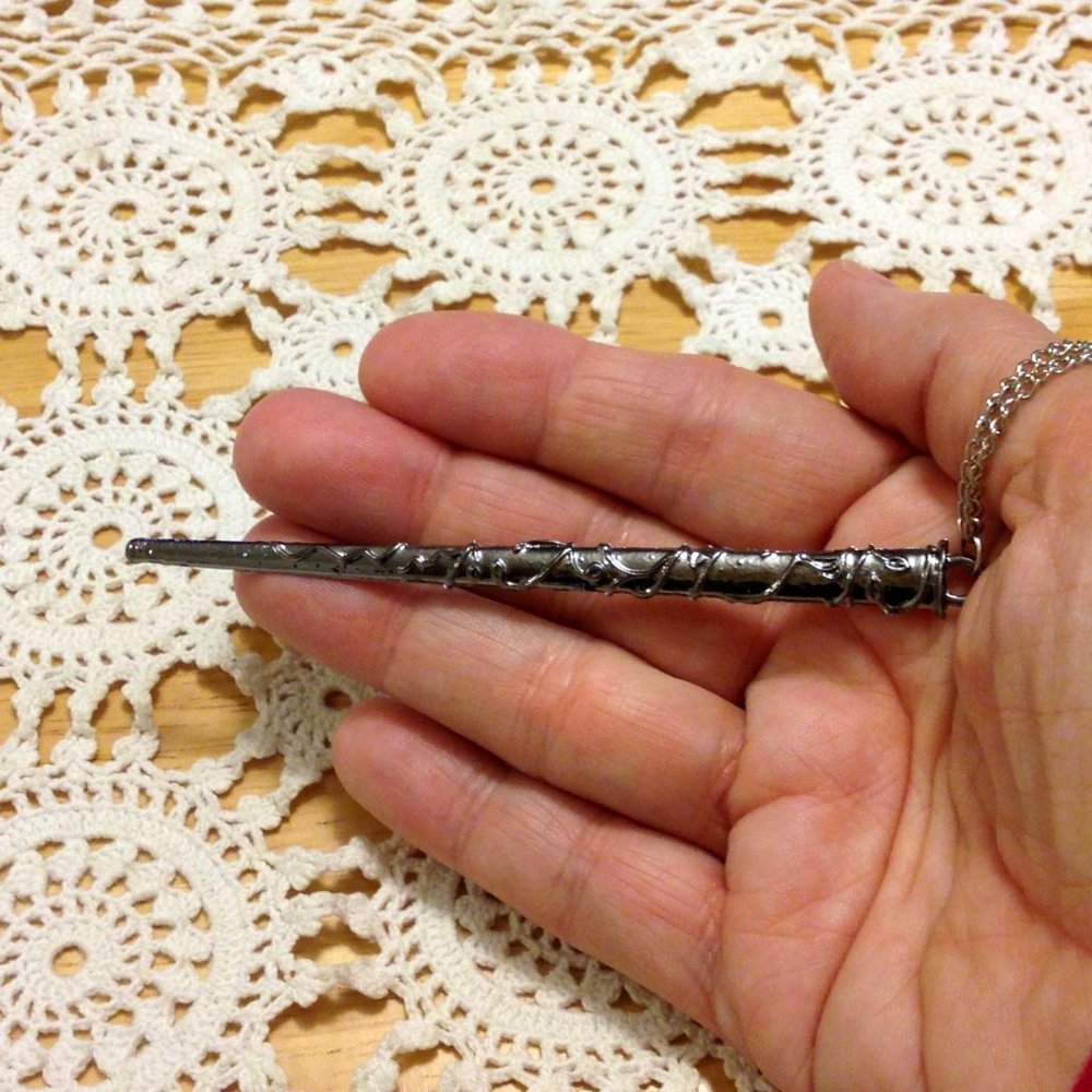Anime dagger - sword necklace